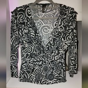 Olivia Paige Black & White Ruffled Patterned V-Neck